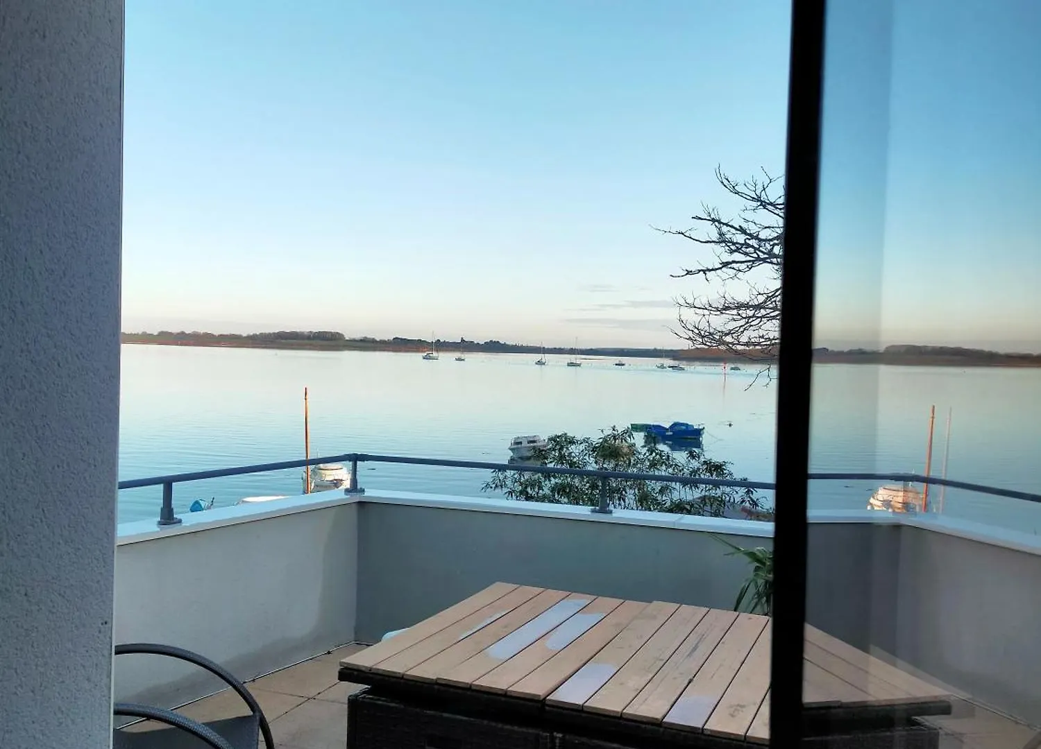 Villa Location Les Pieds Dans L'Eau à Vannes 0*,